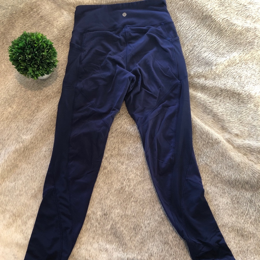 Lululemon high rise leggings size 8